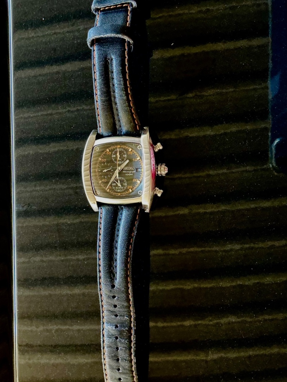 Seiko rare vintage square case chronometer w alarm - Picture 2 of 5